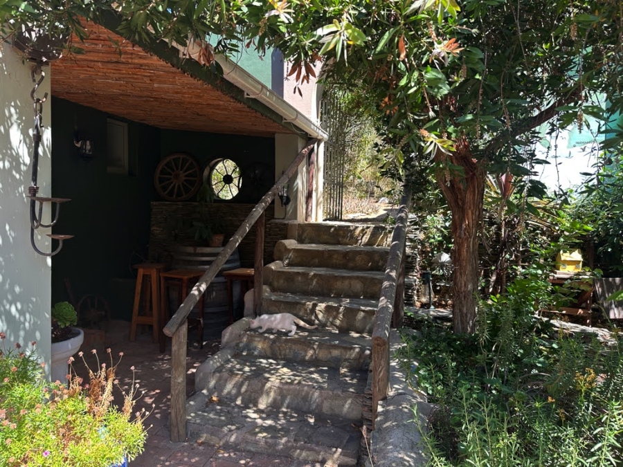 8 Bedroom Property for Sale in Barrydale Western Cape